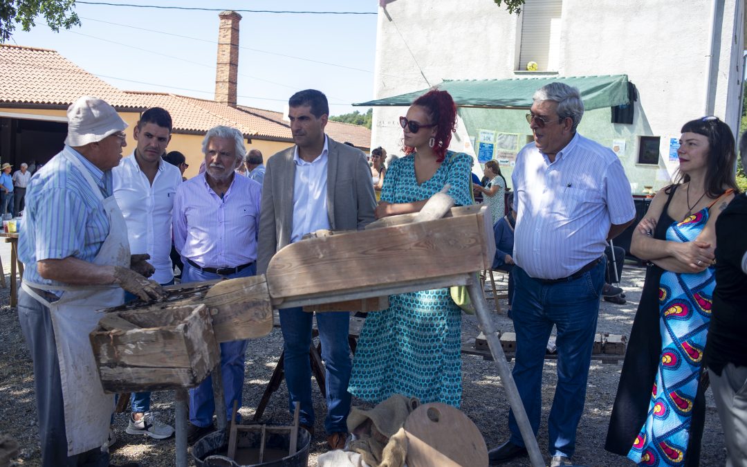 La Xunta apoya el noveno encuentro de cacharreiros que se celebra en el Museo de la Alfarería de Niñodaguia hasta el domingo